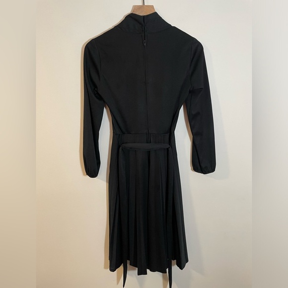Vintage Sears Black Pleated Skirt Dress With High Pleated V- Neckline Belted - Picture 6 of 11